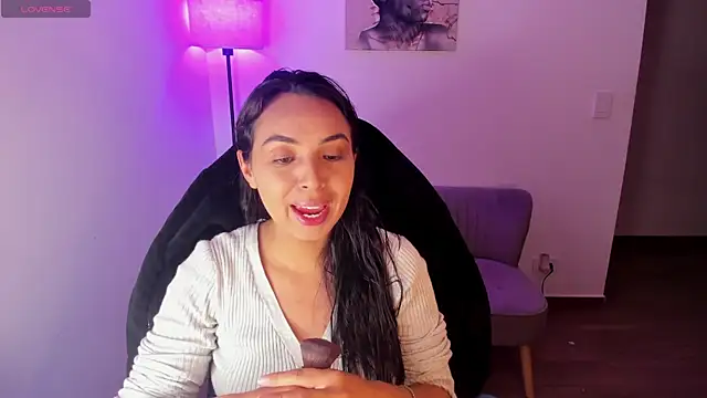 Miss Nicole online show from 05-30-26, 01:34