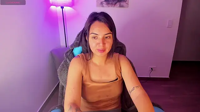Miss Nicole online show from 06-04-26, 01:54
