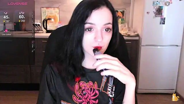 Snapshot of spticc chatting on 10-20-25, 07:42 spticc online show from 10-20-25, 07:42