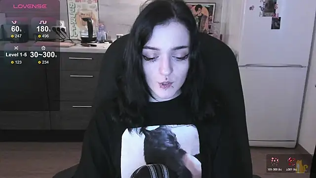 Snapshot of spticc chatting on 11-17-25, 11:58 spticc online show from 11-17-25, 11:58