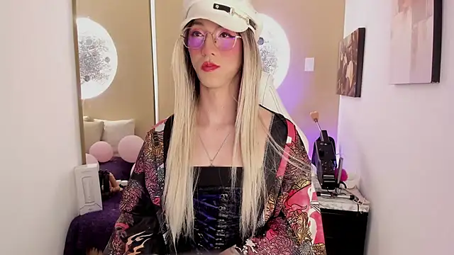 Yaki Tai online show from 04-12-26, 04:16