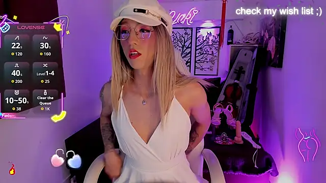 Snapshot of Yaki_Tai chatting on 09-29-25, 12:50 Yaki Tai online show from 09-29-25, 12:50