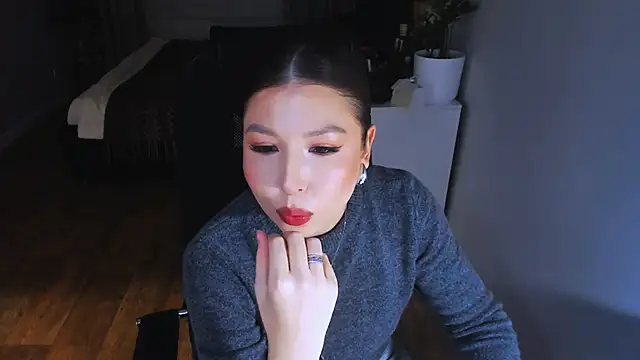 Eva Chris online show from 02-28-26, 05:12