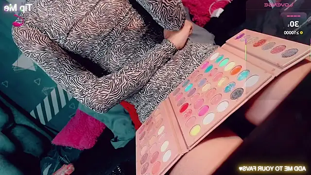 CharlotteBigCock online show from 11-05-25, 03:37