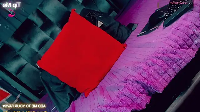 CharlotteBigCock online show from 02-07-26, 02:14