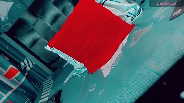 CharlotteBigCock online show from 04-17-26, 02:31