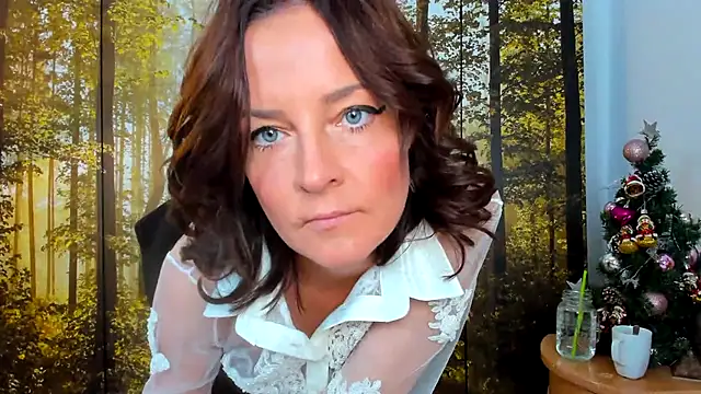 ViciousSiren online show from 12-17-25, 06:18