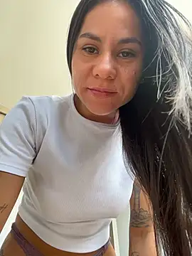 Reggie-Liam online show from 04-12-26, 07:17