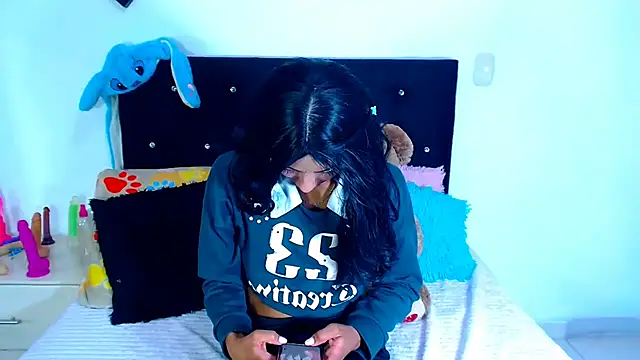 Jenng18 online show from 12-17-25, 03:22