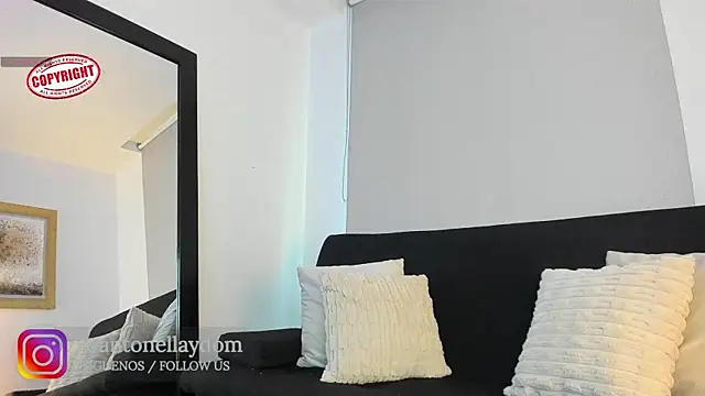 antonella dom1 online show from 04-15-26, 11:05