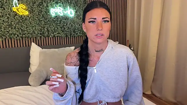 LizaRoxx online show from 02-08-26, 12:08