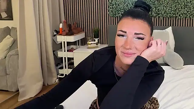 LizaRoxx online show from 01-10-26, 11:55