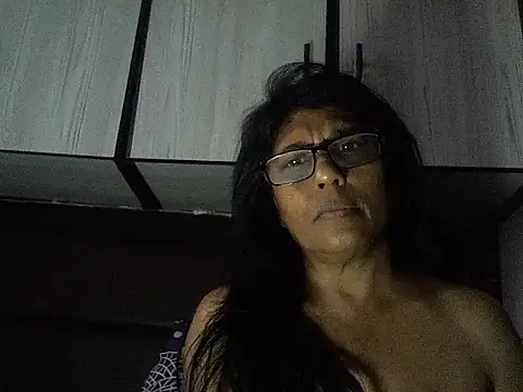 MsAttitude online show from 11-27-25, 01:22