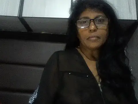 MsAttitude online show from 09-19-25, 01:48