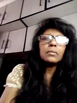 MsAttitude online show from 05-22-26, 11:19
