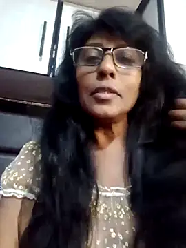 Snapshot of MsAttitude chatting on 06-21-26, 02:23 MsAttitude online show from 06-21-26, 02:23