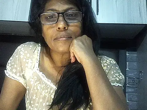 MsAttitude online show from 09-12-25, 06:35