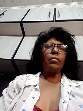 Snapshot of MsAttitude chatting on 06-16-26, 03:23 MsAttitude online show from 06-16-26, 03:23
