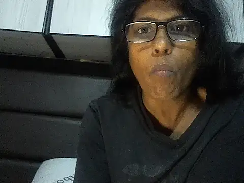 MsAttitude online show from 10-04-25, 06:26