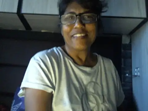 Snapshot of MsAttitude chatting on 03-12-26, 06:06 MsAttitude online show from 03-12-26, 06:06