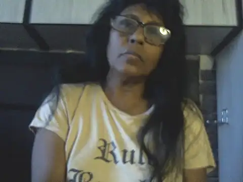 Snapshot of MsAttitude chatting on 06-25-26, 07:46 MsAttitude online show from 06-25-26, 07:46