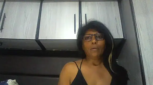 MsAttitude online show from 03-18-25, 04:39