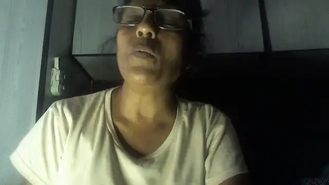 MsAttitude online show from 12-22-25, 11:32