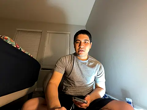 Snapshot of Ryan_Garcia_ chatting on 09-28-25, 04:08 Ryan Garcia online show from 09-28-25, 04:08