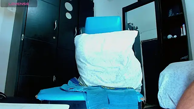 isuckmyselfxxx 420 online show from 03-06-25, 05:46