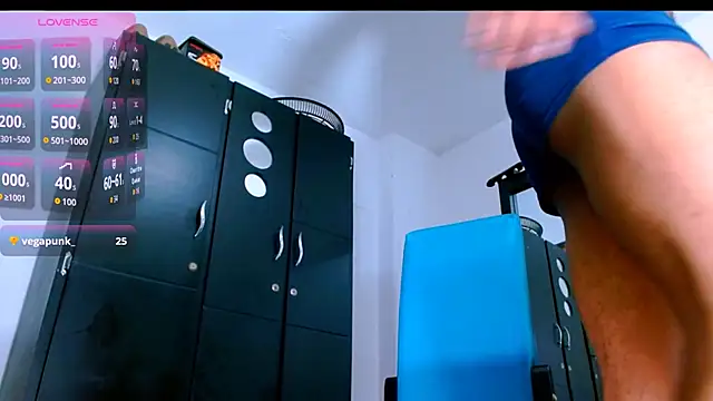 isuckmyselfxxx 420 online show from 12-13-25, 08:15