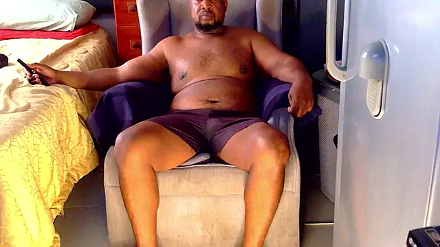 CharlesBlk79  online show from 01-07-26, 08:08