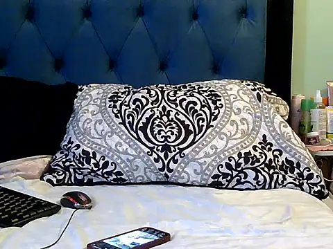 divineass 1 online show from 05-10-26, 11:03
