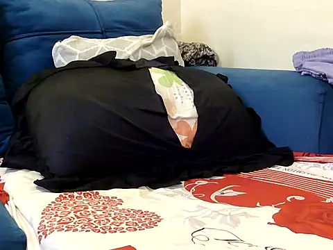 divineass 1 online show from 04-14-26, 08:41