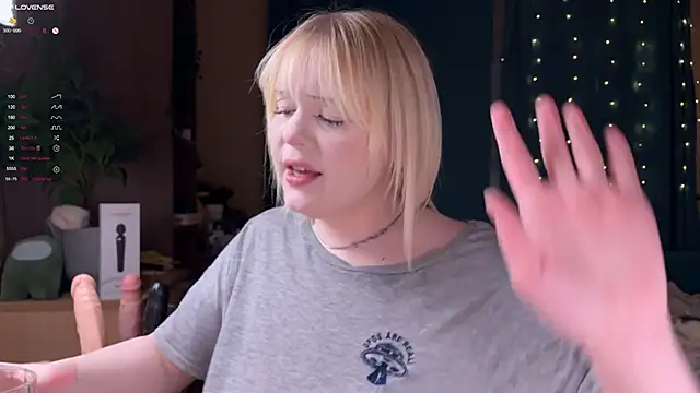 Snapshot of LisaLaas chatting on 03-01-26, 07:14 LisaLaas online show from 03-01-26, 07:14