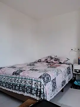 luizamello1234 online show from 03-02-25, 02:58