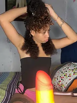 Miley and Vash online show from 03-07-25, 07:38