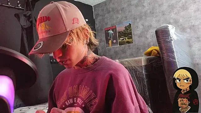 AcidMilo online show from 10-30-25, 05:54