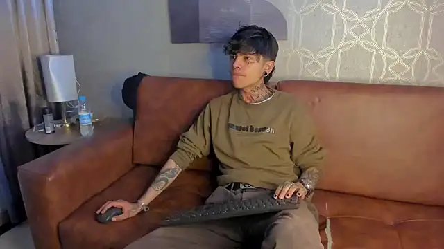 AcidMilo online show from 12-10-24, 01:00