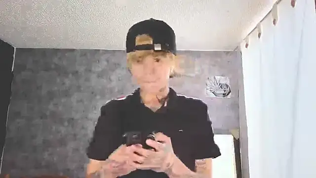 AcidMilo online show from 10-10-25, 07:25