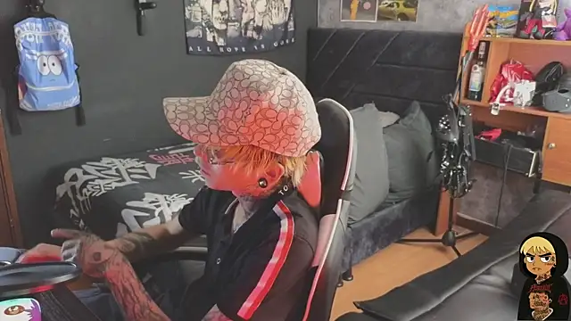 AcidMilo online show from 12-19-25, 04:53