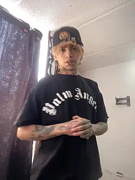 AcidMilo online show from 09-30-25, 06:25