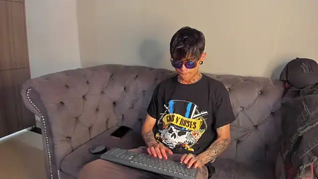 AcidMilo online show from 12-15-24, 04:26