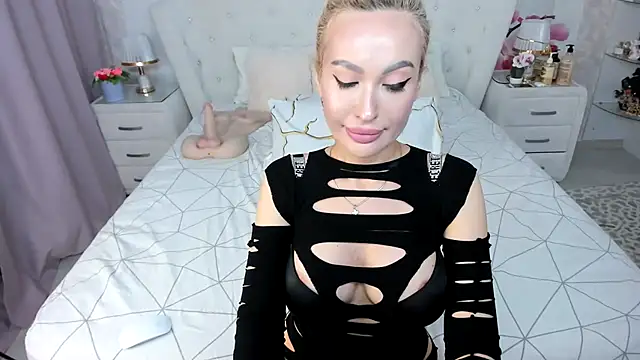 HottieSweetBritney online show from 05-16-26, 01:26