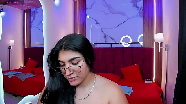 More-hot online show from 03-10-25, 03:30