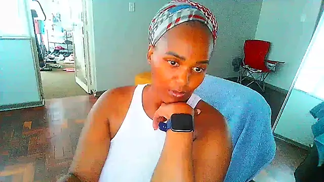 Snapshot of Charlie-Crawford chatting on 02-28-25, 04:31 Charlie-Crawford online show from 02-28-25, 04:31
