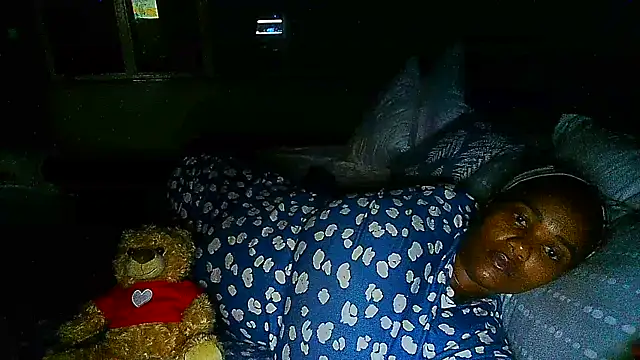 Snapshot of Charlie-Crawford chatting on 03-02-25, 01:15 Charlie-Crawford online show from 03-02-25, 01:15
