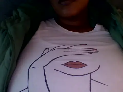 Snapshot of Charlie-Crawford chatting on 07-11-26, 11:10 Charlie-Crawford online show from 07-11-26, 11:10