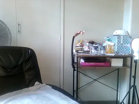 Charlie-Crawford online show from 03-29-26, 01:35