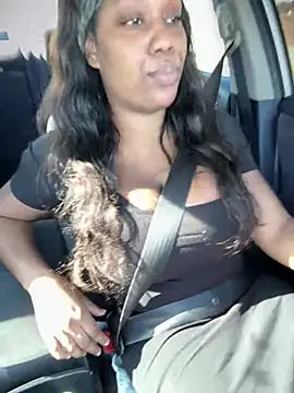 Snapshot of 1Topgyal chatting on 03-19-25, 02:35 1Topgyal online show from 03-19-25, 02:35