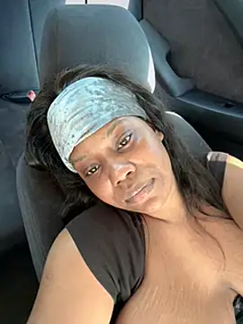 Snapshot of 1Topgyal chatting on 03-20-25, 05:58 1Topgyal online show from 03-20-25, 05:58